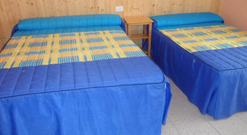 Hostal Alce Hotel Nigran Bagian luar foto